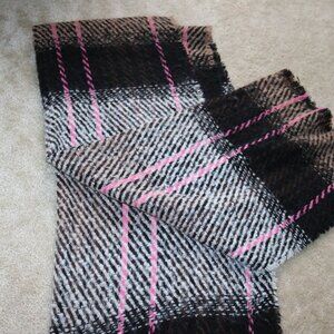Stylish Pink and Black Plaid Scarf